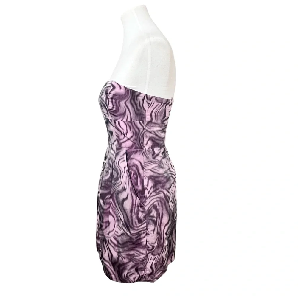BCBG MaxAzria Strapless Mini Dress Purple Swirl Print Bodycon Size 4 Cocktail